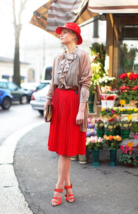 How to Wear Pleated Skirt_2