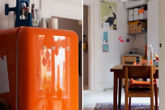 Small Two-Room Apartment With Lots of Colorful Stuff_2